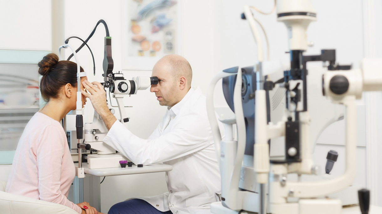 At the optician   Ophthalmology   Doctor ophthalmologist   Optometrist medical eye examination