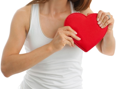 vrouw_rood_hart_507x338