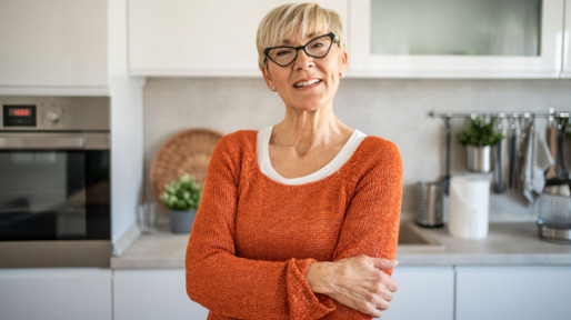 vrouw in keuken