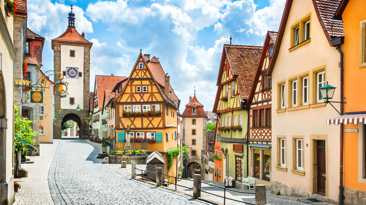 Historic town of Rothenburg ob der Tauber, Franconia, Bavaria, Germany