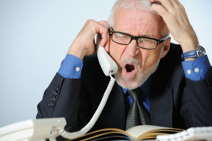 senior_workaholic_726x483