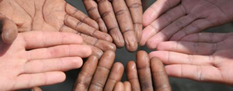 3471421-Discriminatie-bij-veiligheidsonderzoek_460x180