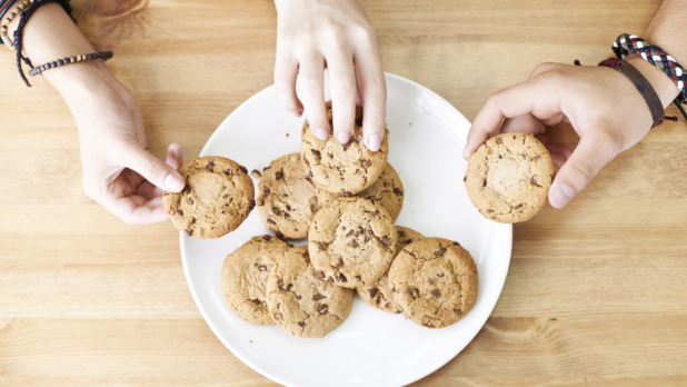 Sharing cookies