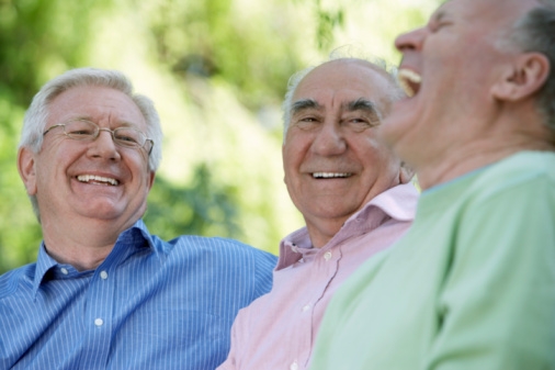 Oudere_mannen_lachen_506x337_0