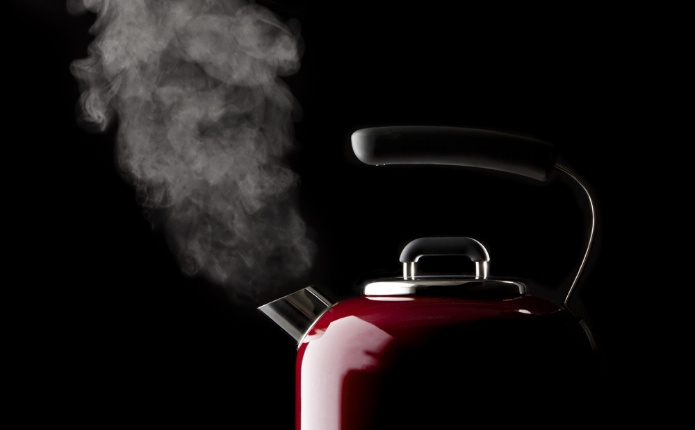 kettle with boiling water