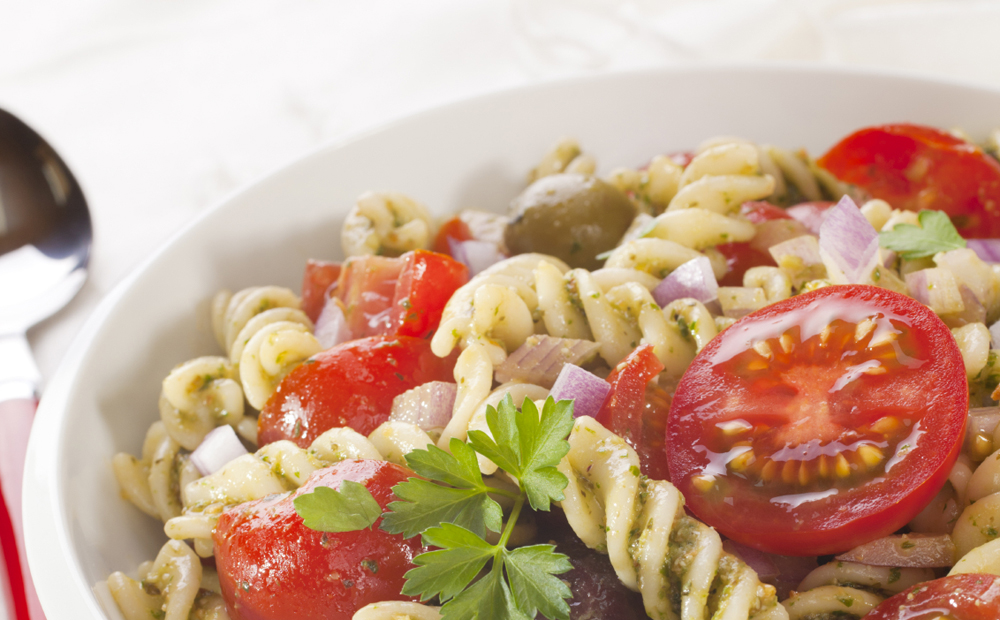 Pasta Salad with Tomatoes and Olives