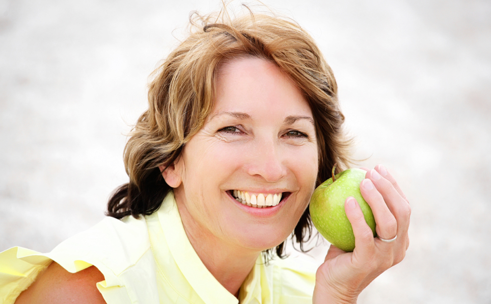 vrouw-met-appel