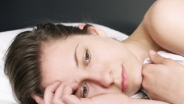 vrouw_verdrietig_in_bed_320x320_0