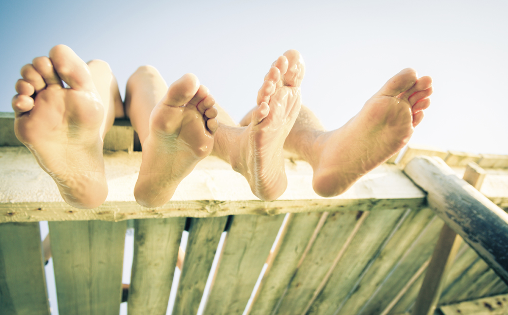 istock_000055895738_large_voeten