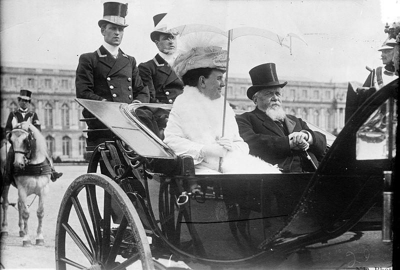 800px-queen_wilhelmina_of_holland_president_fallieres_of_france