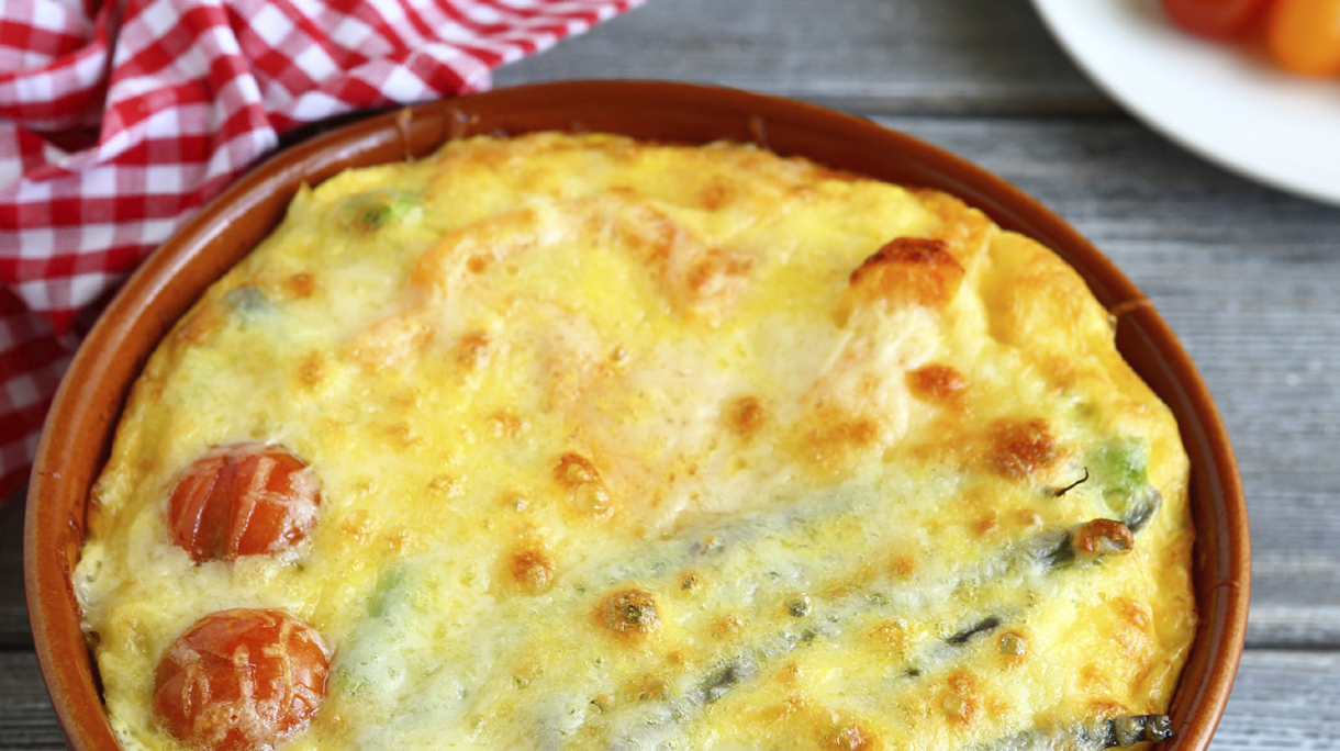 Frittata with tomatoes and green beans