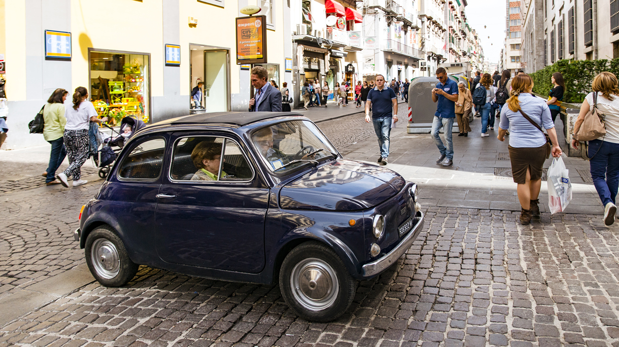Napels_2015_247_Via Toledo.jpg