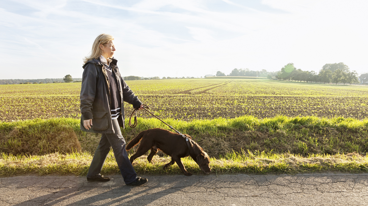 wandelen_ouderen_pensioen_genieten