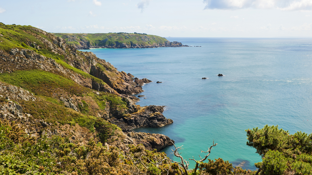 guernsey_1220x684.jpg