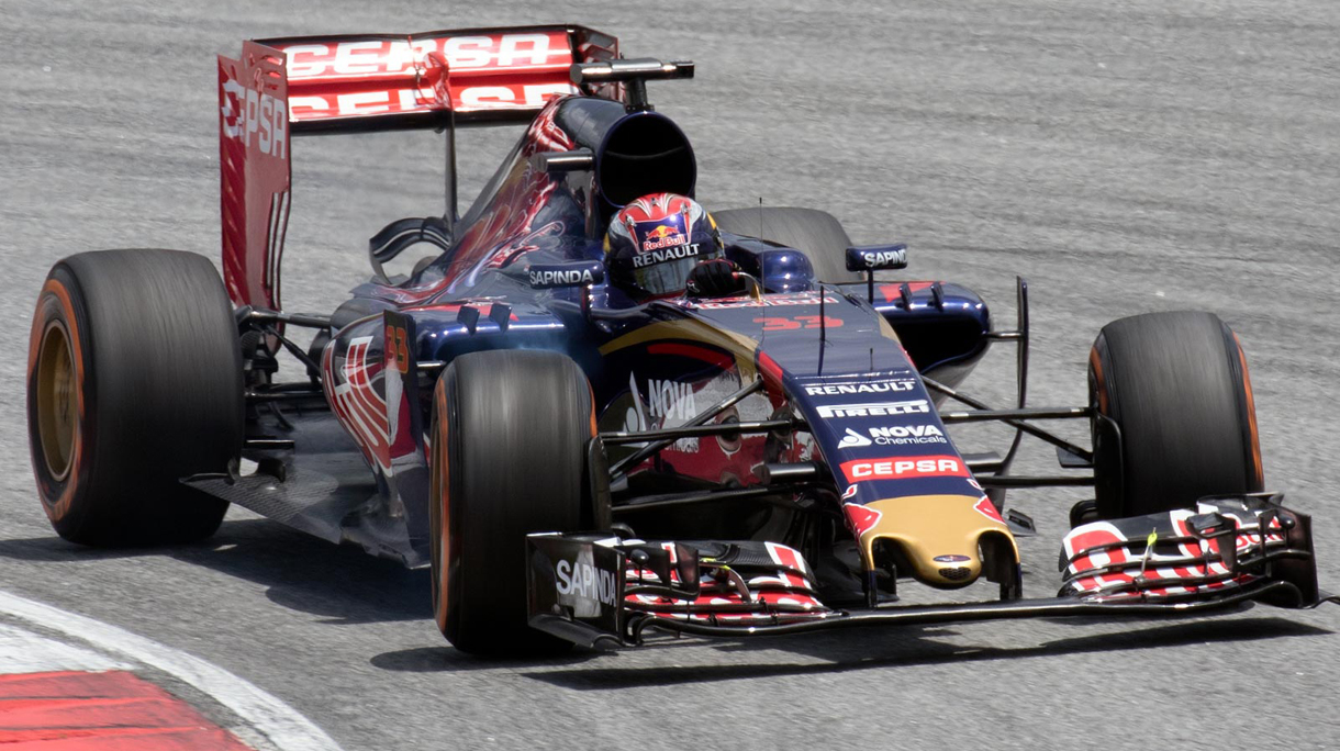 max_verstappen_2015_malaysia_fp3_1
