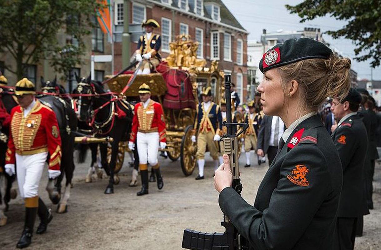 1erewacht_prinsjesdag_2015_bijgeknipt