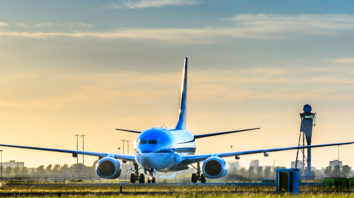 Taxing to runway after landing