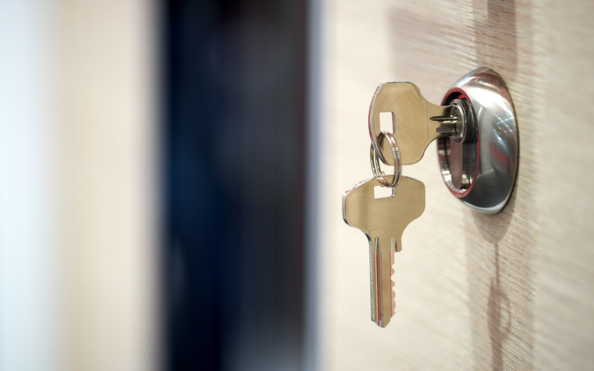 keys in the keyhole