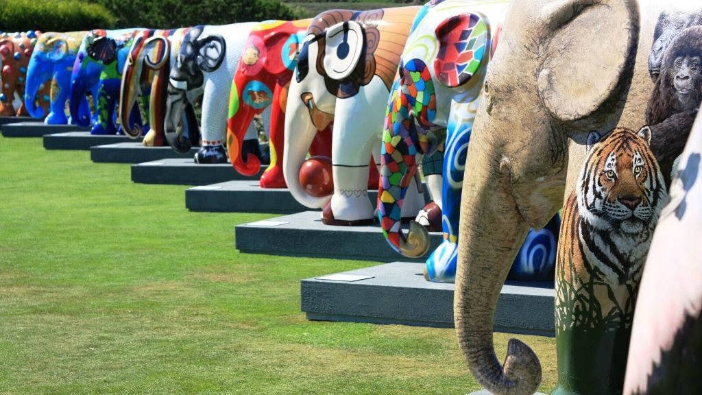 elephant-parade-laren