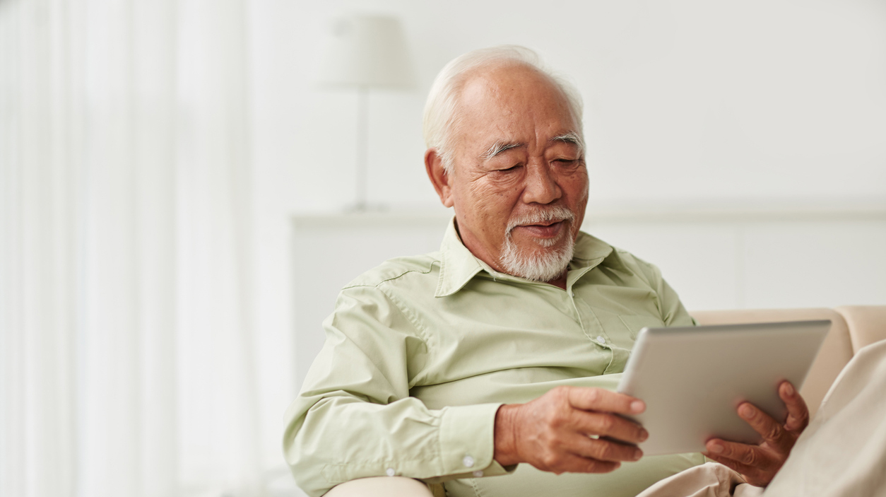 Reading news