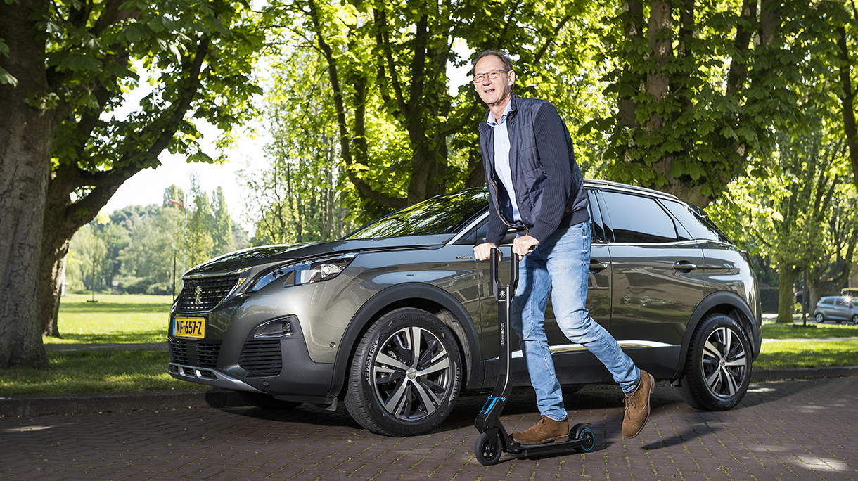 Peugeot3008.jpg