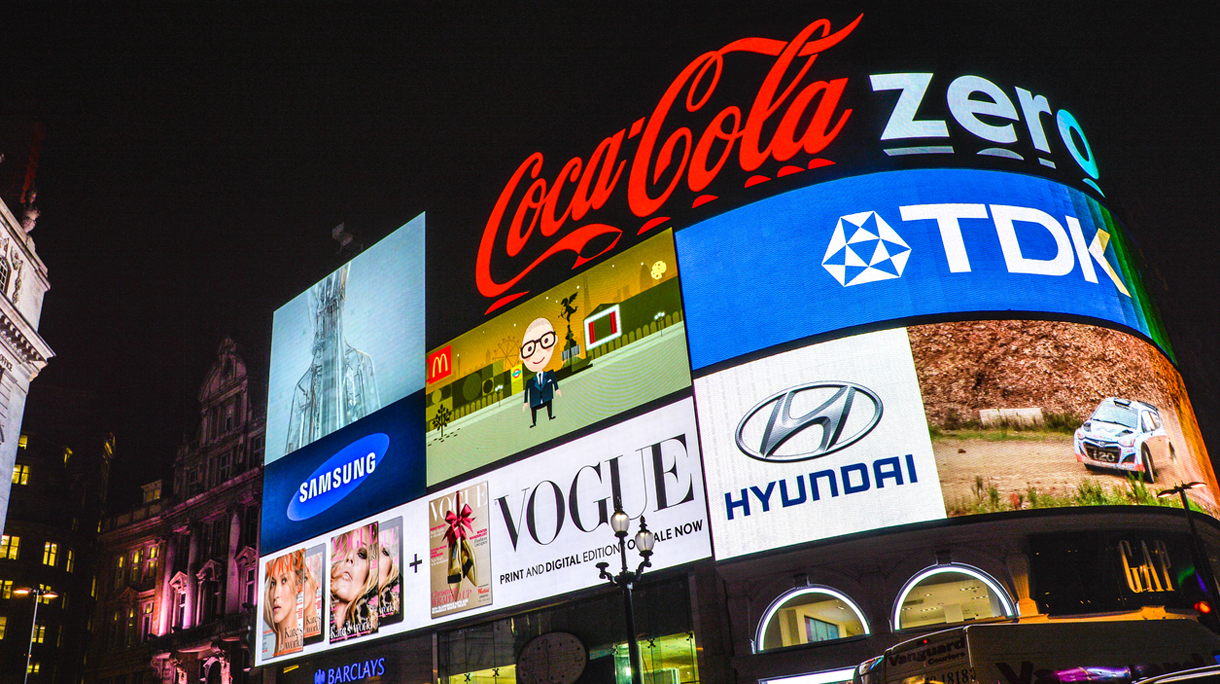 London Piccadilly during night