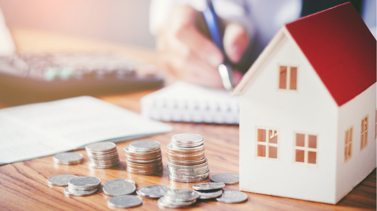 save-money-for-home-cost-picture-id817726962