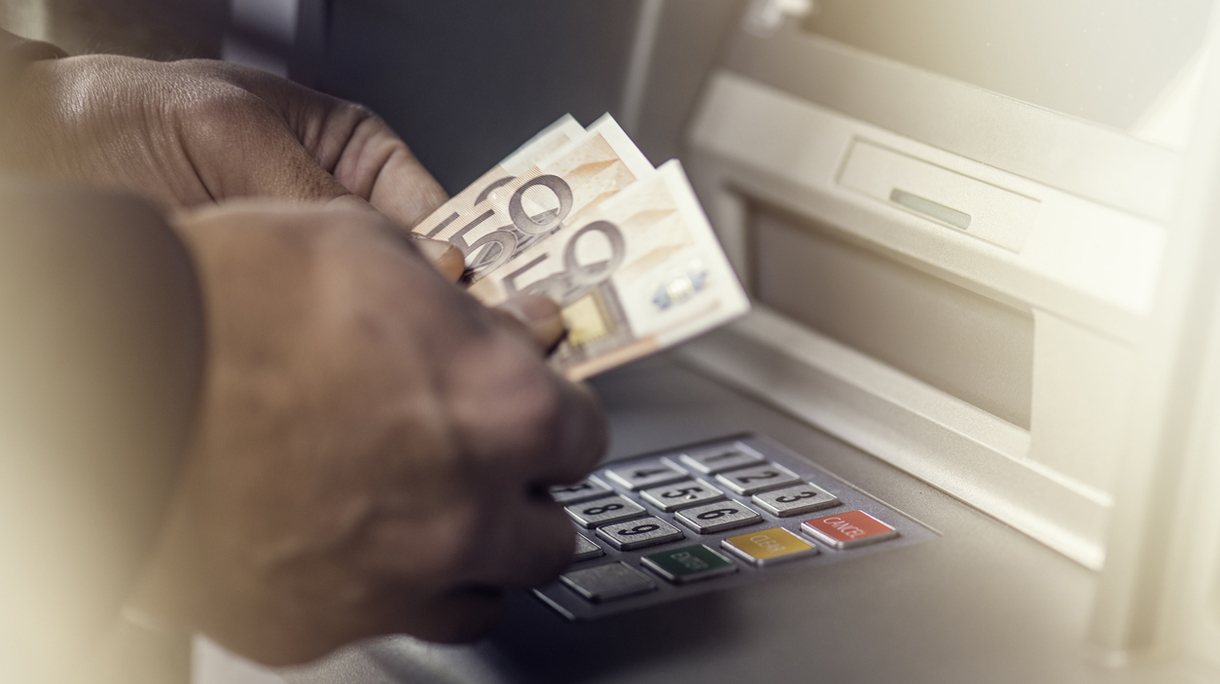 Euro cash withdrawals from ATM