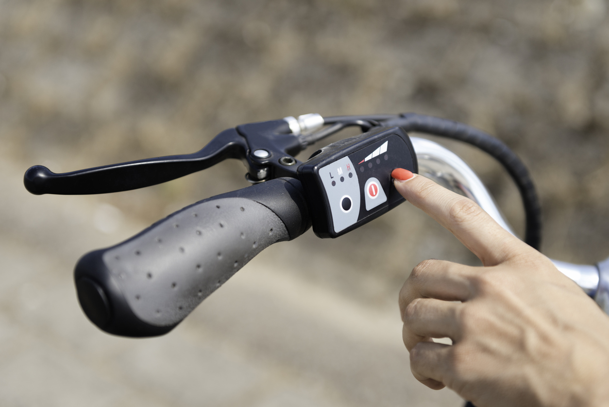 Turning on electric bike