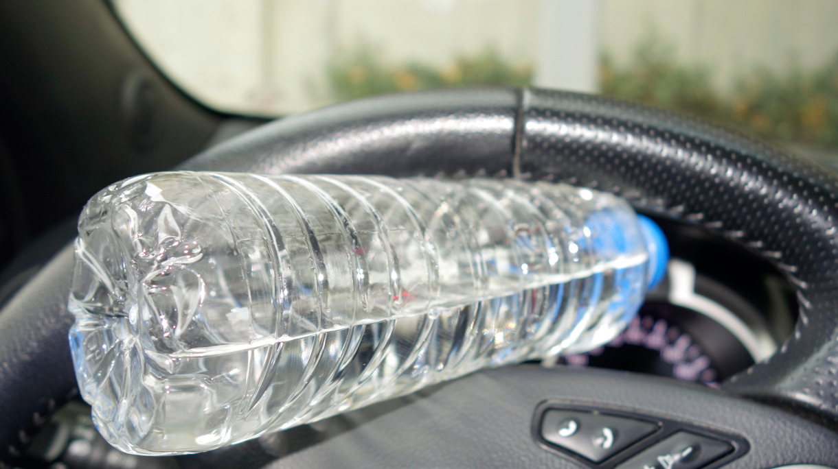 fles-water-auto