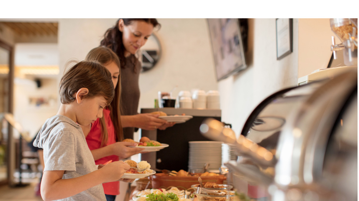 breakfast-in-hotel-restaurant-picture-id884647582