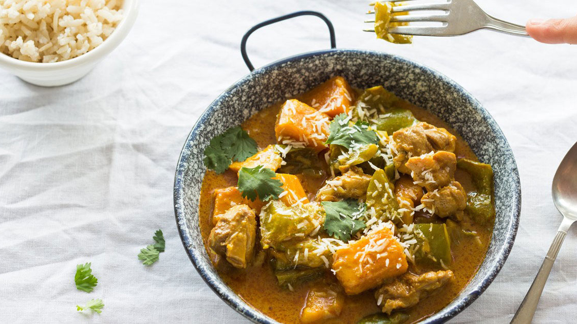 r009-fast-yellow-curry-fork-1500×630-2