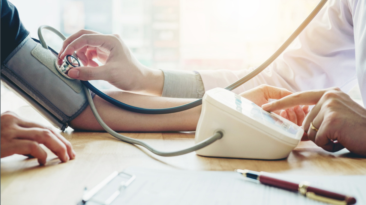 doctor-measuring-arterial-blood-pressure-woman-patient-on-arm-health-picture-id842852678