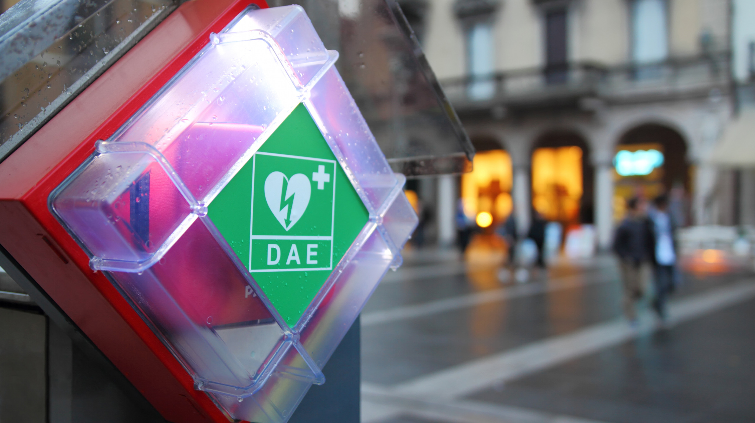 AED. Automatic defibrillator.