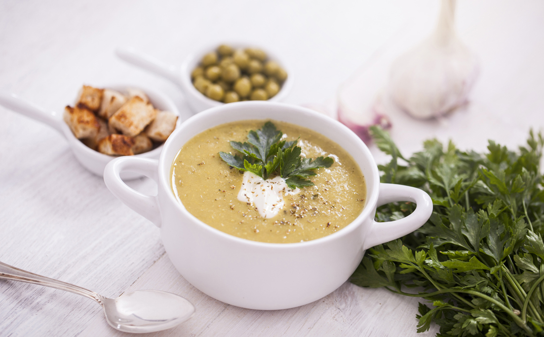 Delicious pea cream with aromatic spices