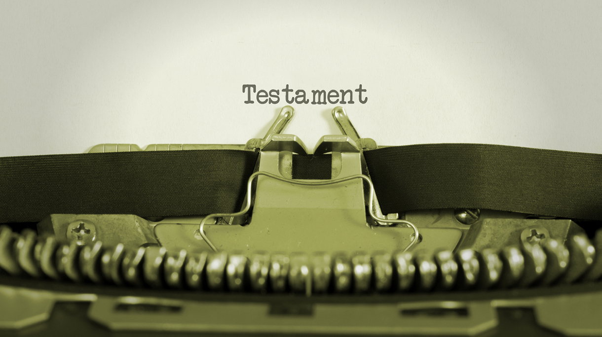 Eine alte Schreibmaschine und Testament