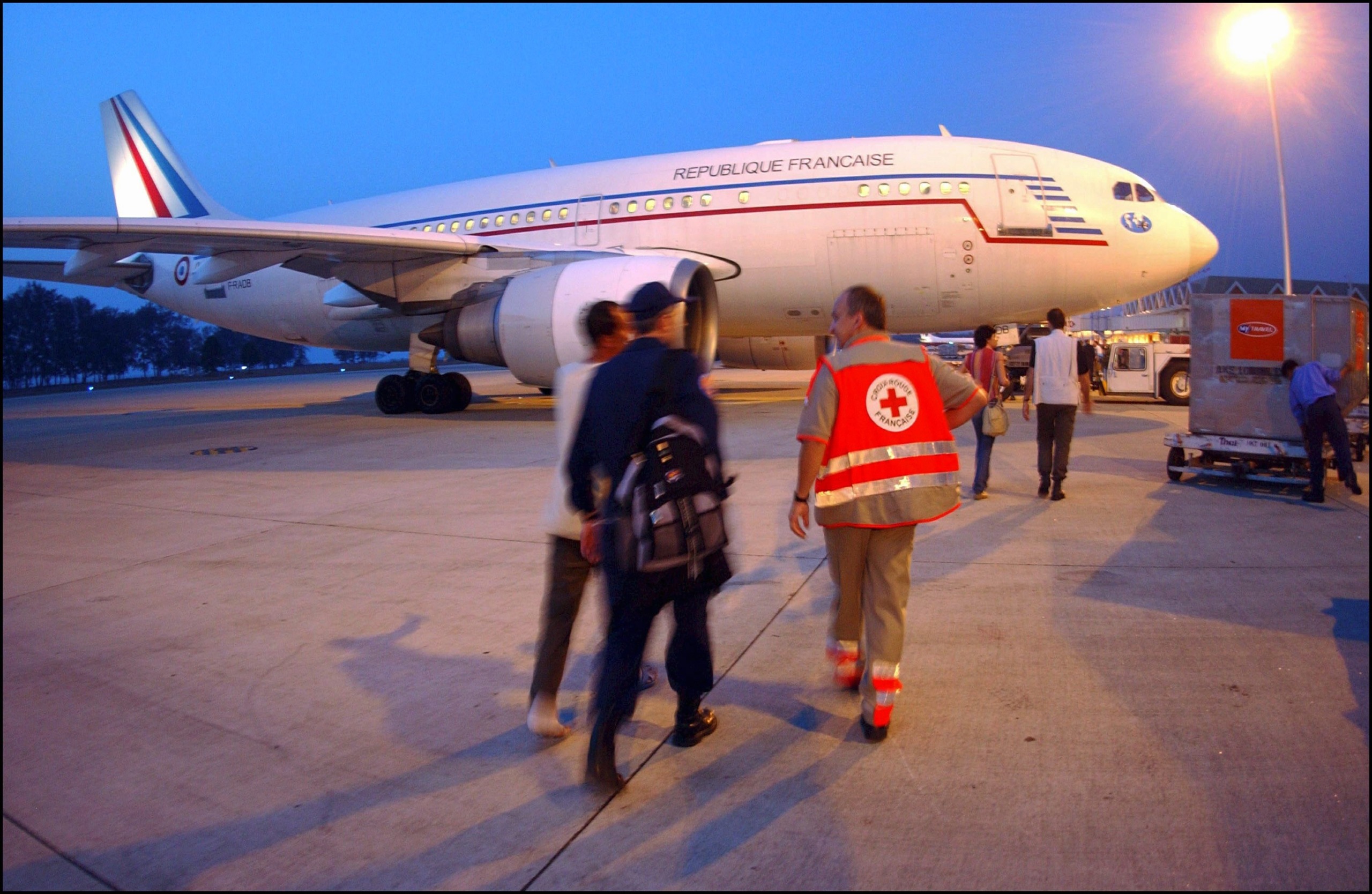 Injured Europeans At Phuket Airport To Be Repatriated To Europe On January 2, 2005 In Phuket, Thailand