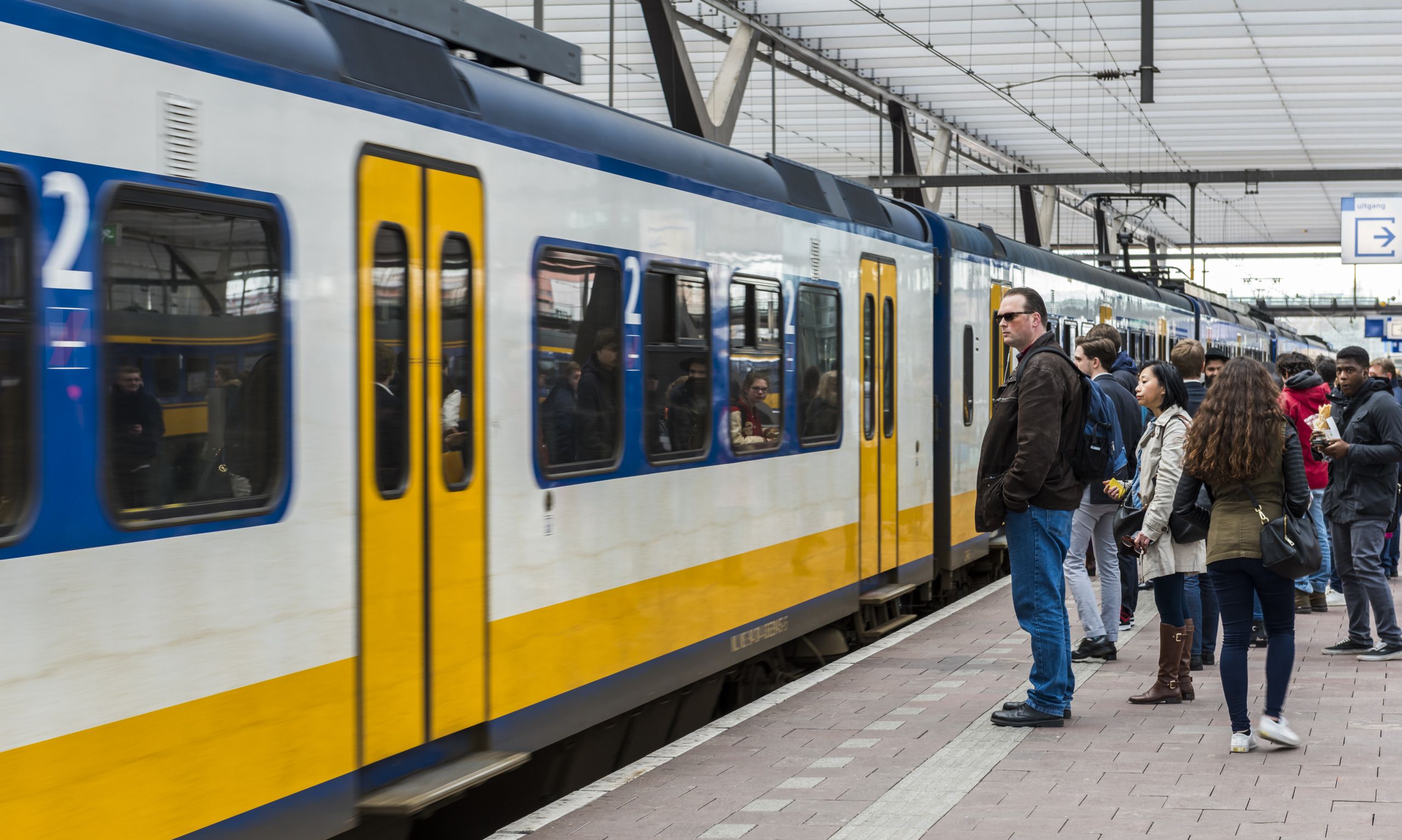 Train Travelers Waiting Rotterdam