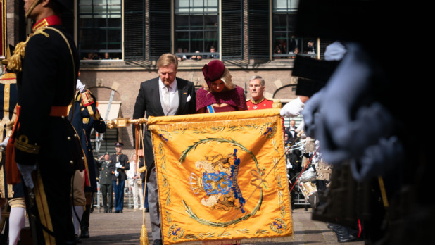 koning-en-koningin-vaandelgroet-2019