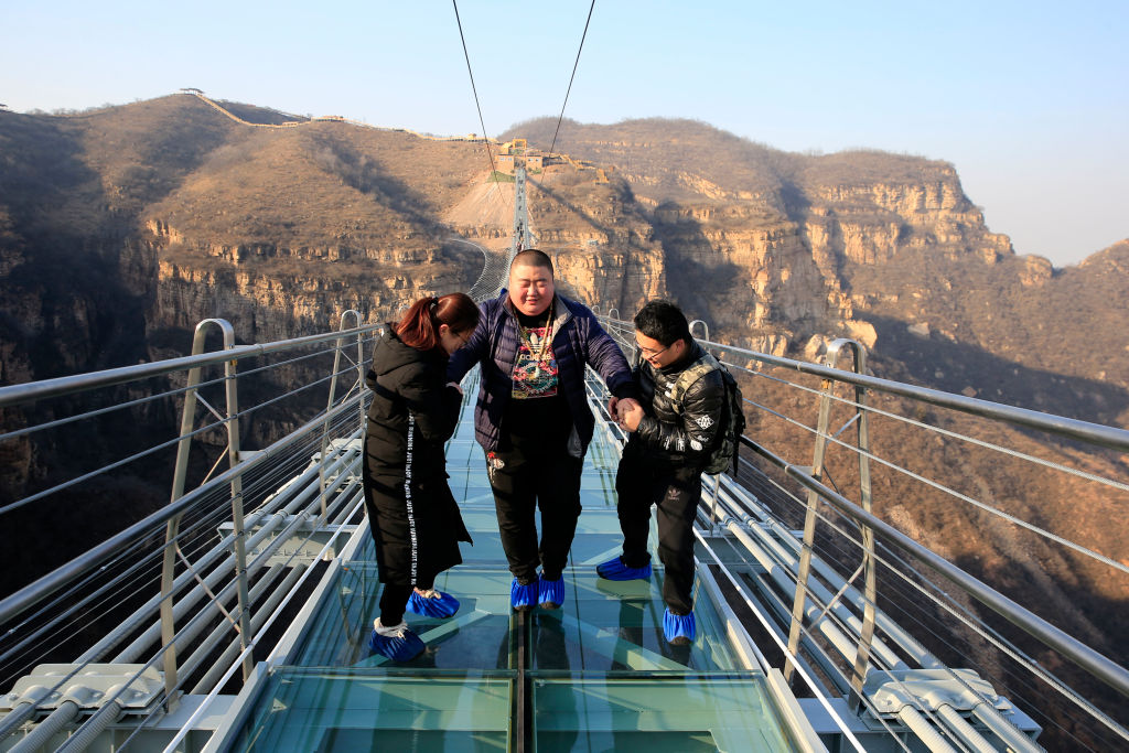 488-meter-long Glass Bridge Opens To Public