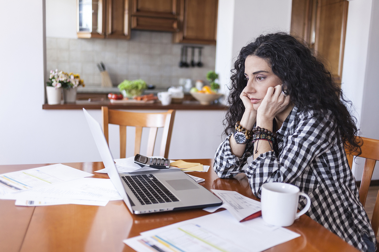 Couple having financial problems