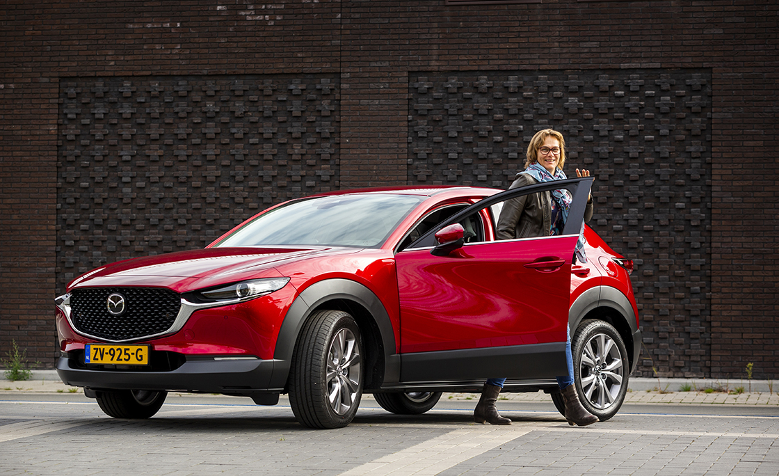MazdaCX30_05.jpg
