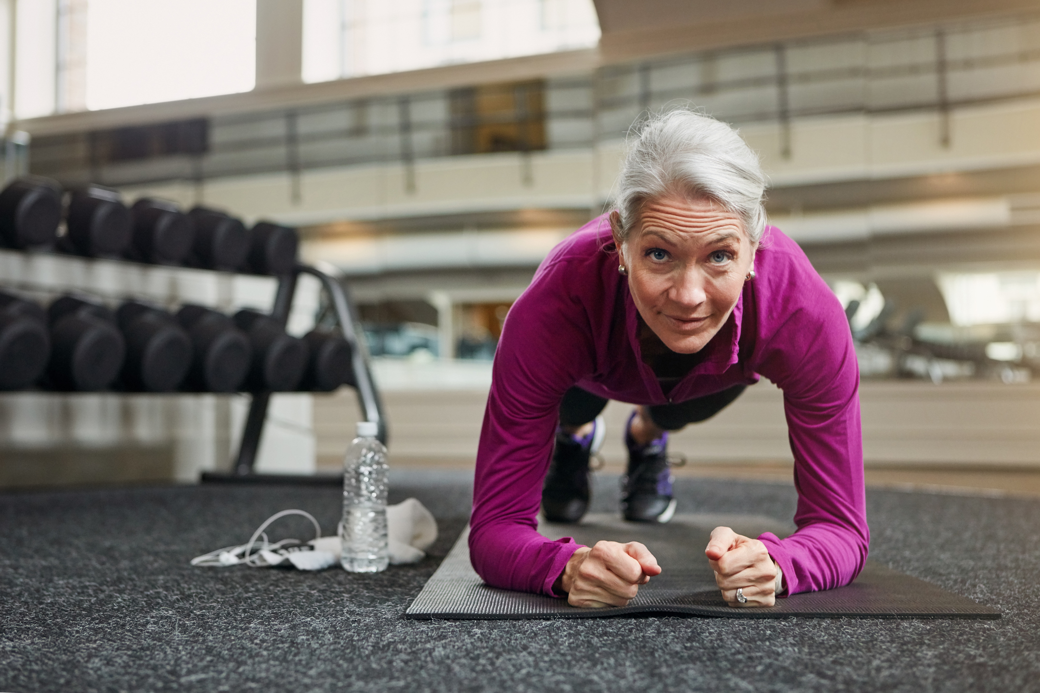 sportieve oudere vrouw