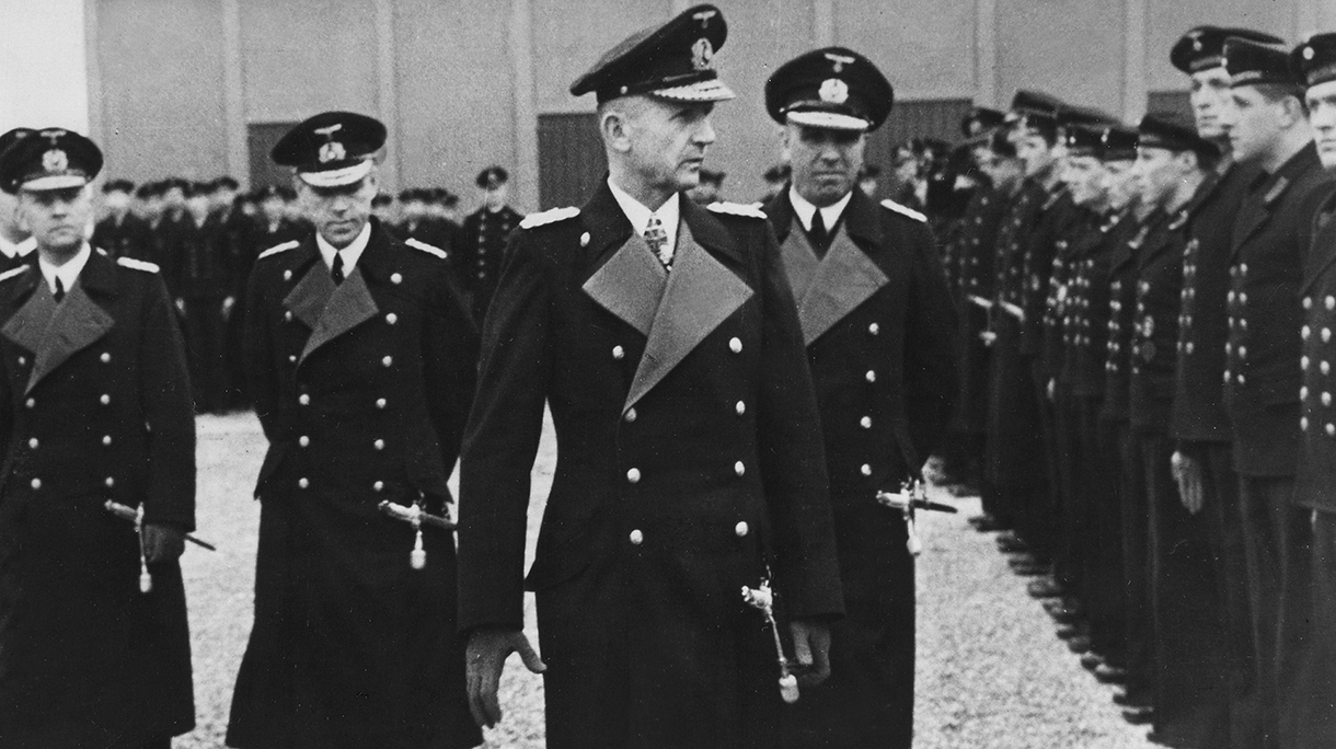 Doenitz, Karl – Marineoffizier, D/ Inspektion dt. Marine-Einheiten in Italien