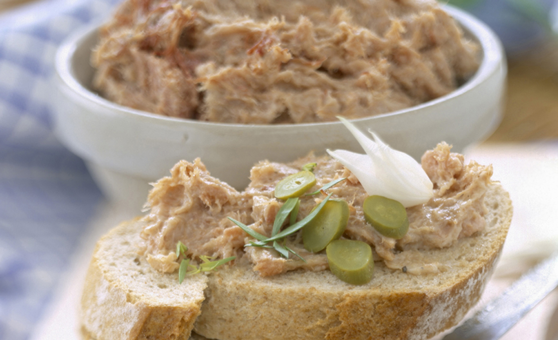 potted duck on bread