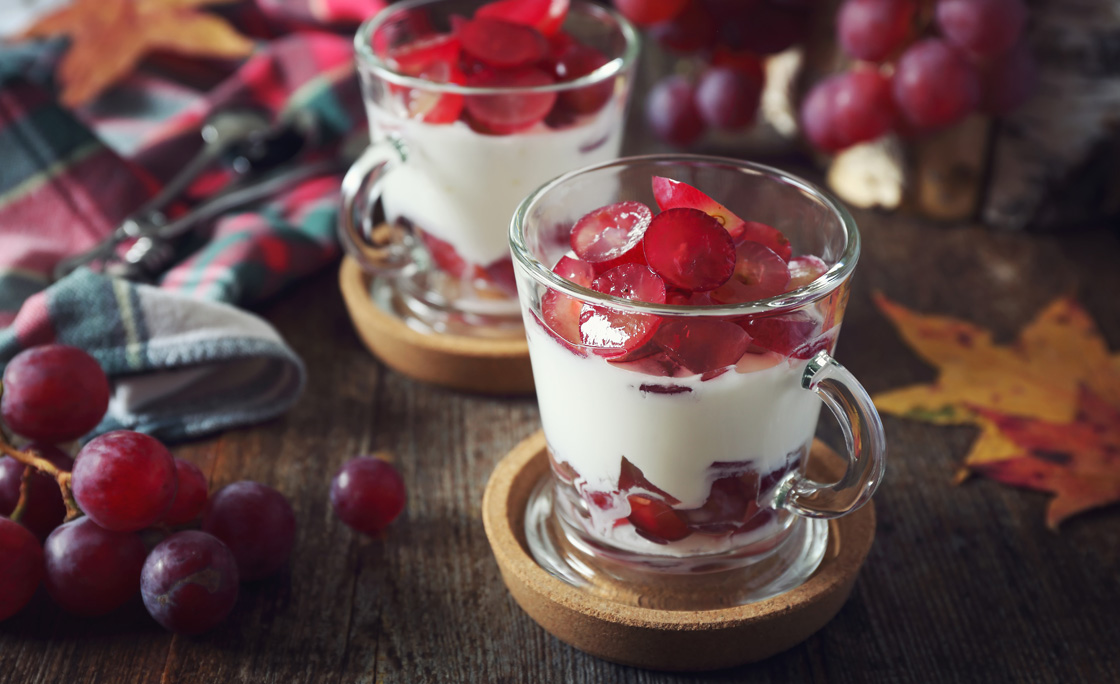 Healthy dessert: Greek yogurt and red grapes