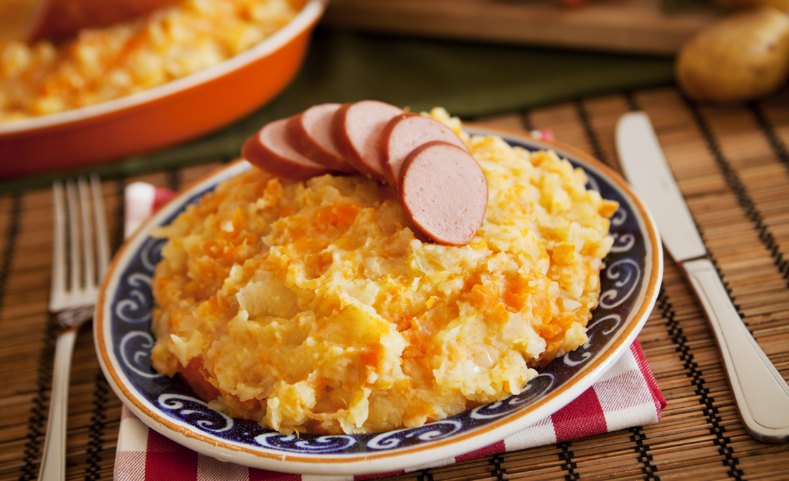 Dutch food: mashed potatoes, carrots and onions or ‘Hutspot’