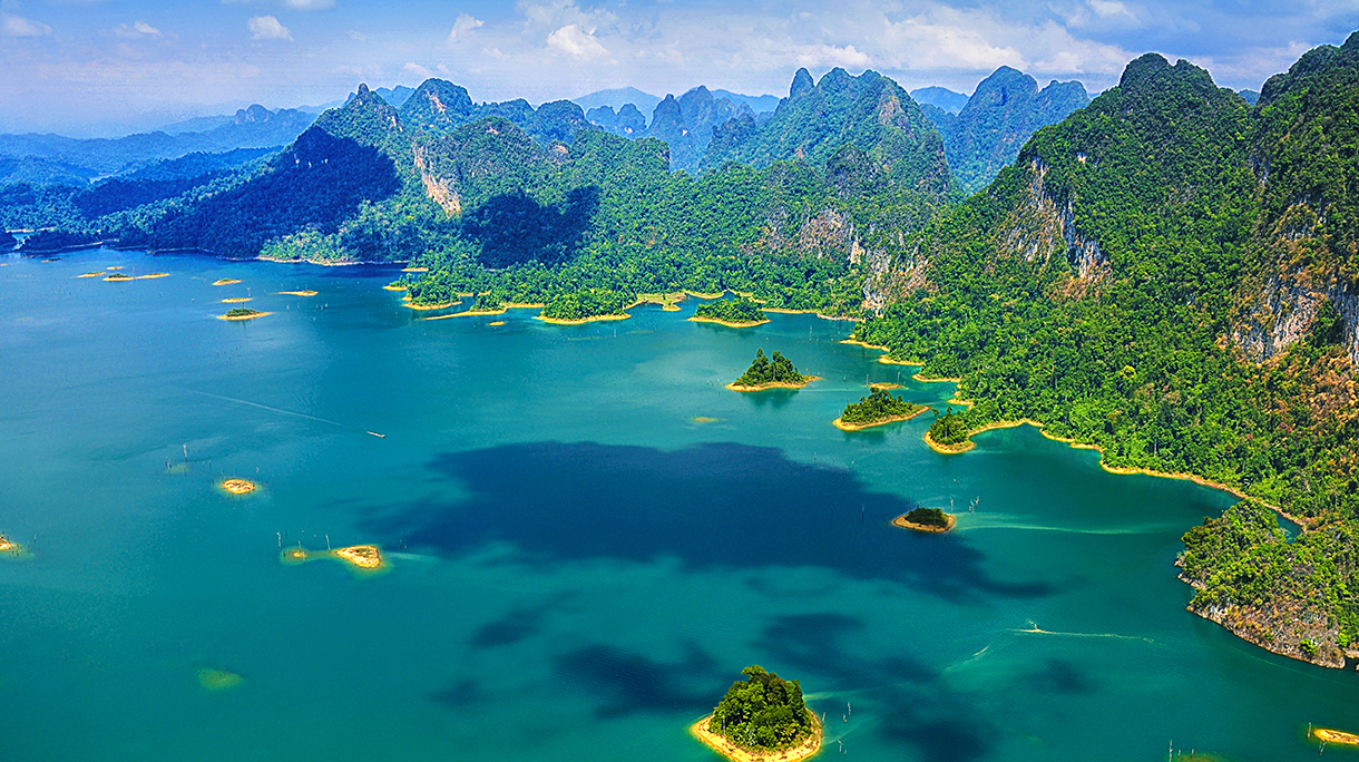 Ratchaprapha Dam or Chieo Lan Dam, Khao Sok National Park, Surat Thani
