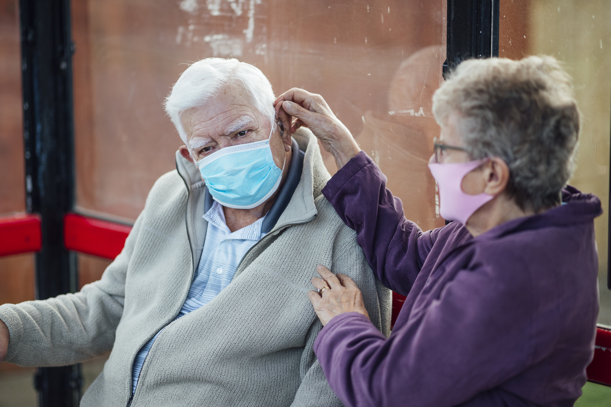 Adjusting the Face Mask