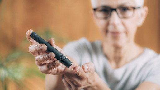 Diabetes blood sugar test at home
